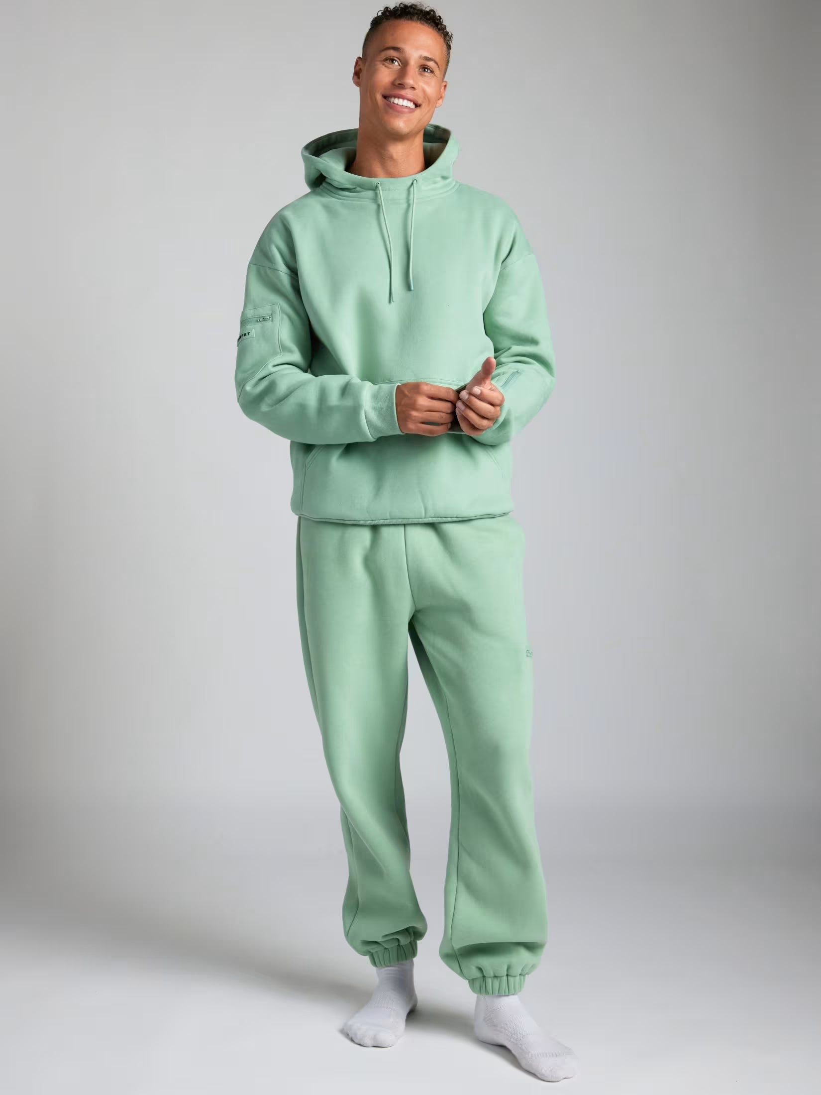 Hanorac Travel - AirMode